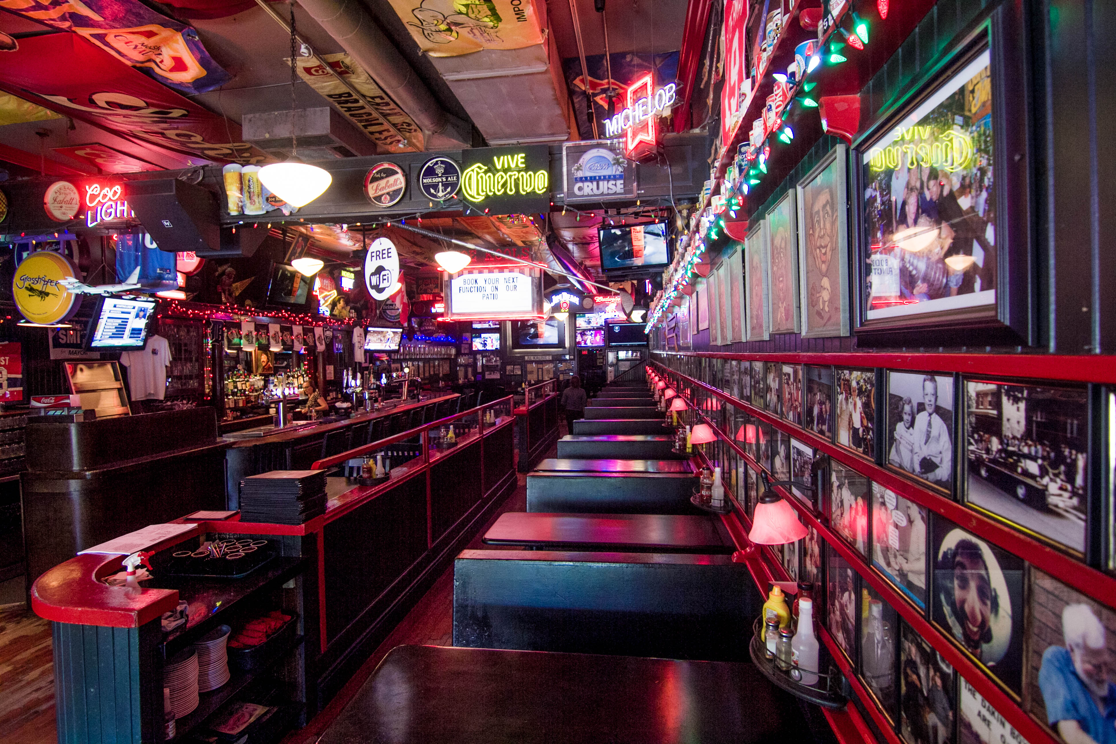 JOE KOOL'S A London Institution London's Local Flavour